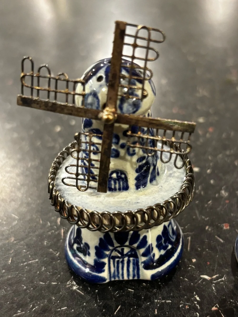 made in Holland- Delfts Salt/ Pepper Shakers Antiq Blue-Wh Ceramic Windmill set